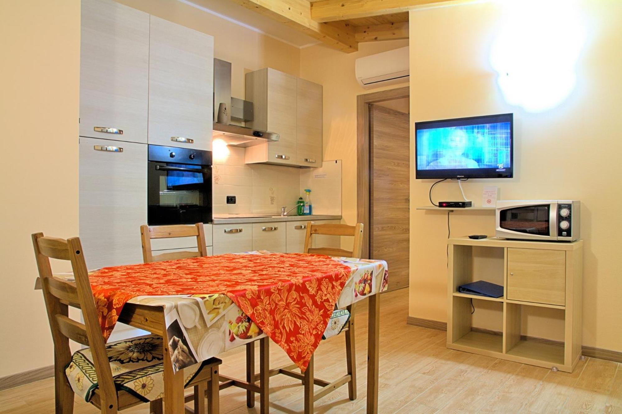 Agriturismo Il Melograno Тессера Экстерьер фото